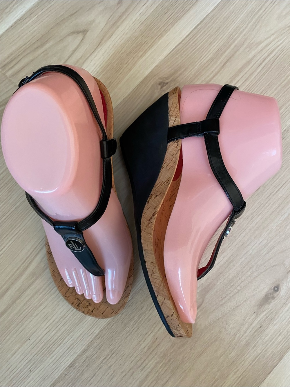 Ralph Lauren Reeta Black Leather T/Strap Thong Wedge Sandal Size 6B